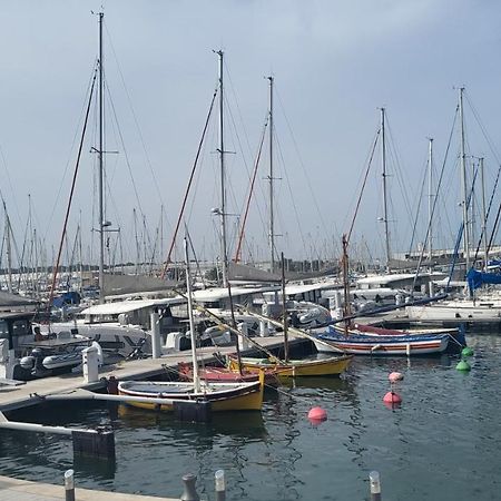Adorable Petit Appartement Avec Magnifique Vue Sur Le Port De Canet Canet-en-Roussillon Exterior foto